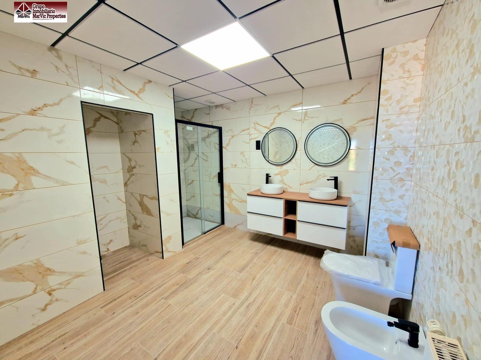 4 makuuhuone Huvila myytävänä paikassa La Nucia mukana 
autotalli - 525 000 € (Ref: 7516086)