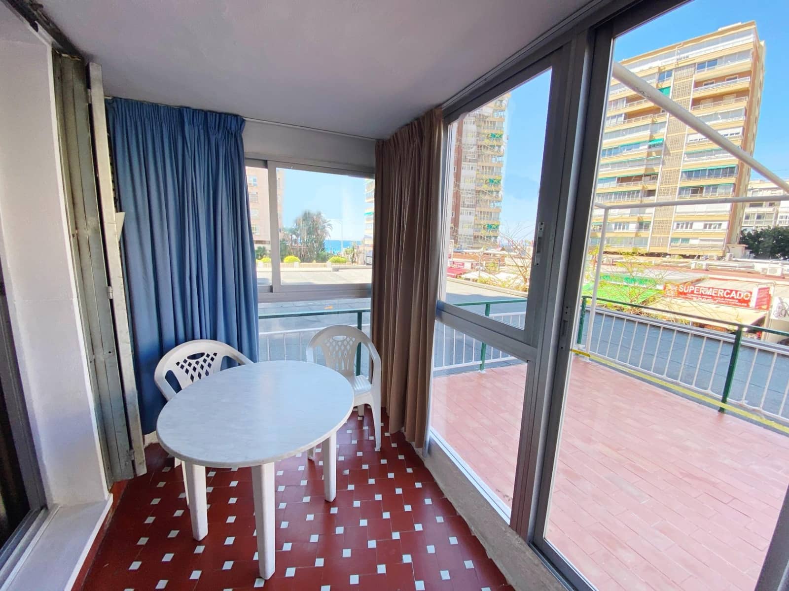 2 soveværelse Lejlighed til salg i Benidorm med swimmingpool garage - € 459.000 (Ref: 7539200)