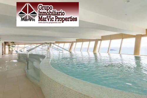 2 bedroom Flat for sale in Benidorm with pool garage - € 439,000 (Ref: 7563709)