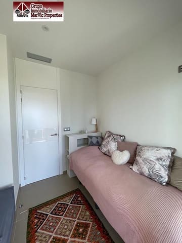 2 makuuhuone Asunto myytävänä paikassa Poniente, Benidorm mukana uima-altaan 
autotalli - 439 000 € (Ref: 7563709)