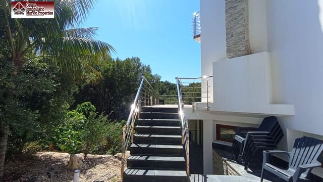 7 bedroom Villa for sale in Altea la Vella, Altea with pool garage - € 1,990,000 (Ref: 8537392)