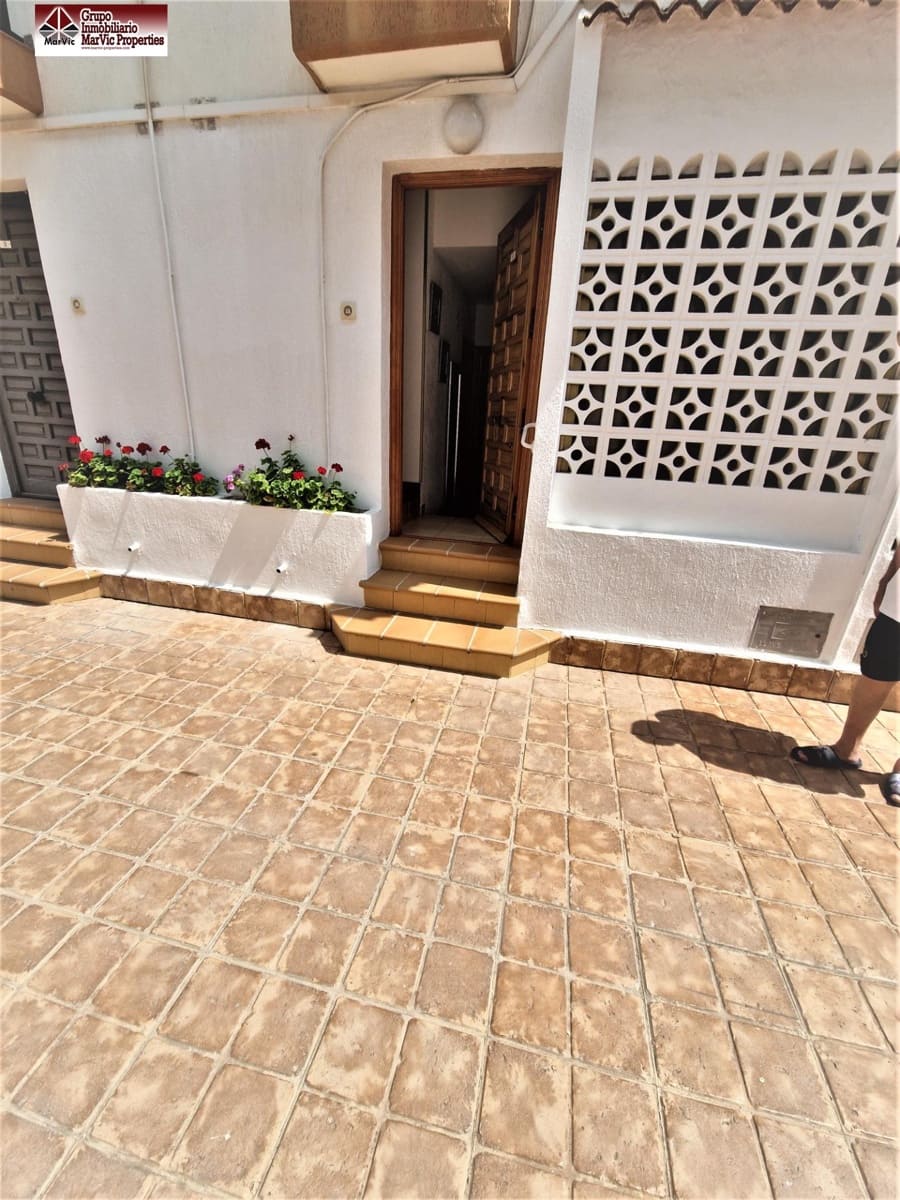 2 soveværelse Rækkehus til salg i Benidorm med swimmingpool - € 252.000 (Ref: 8537422)