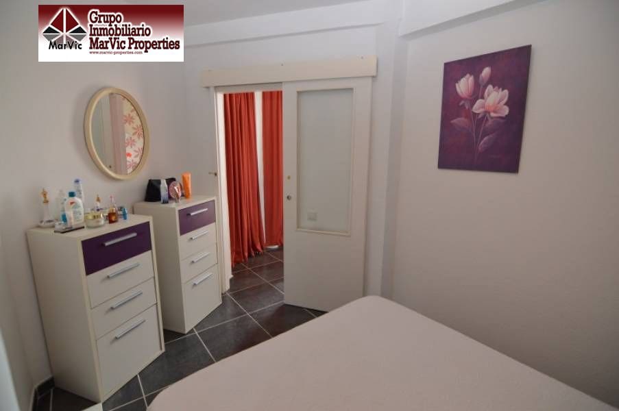 3 soveværelse Lejlighed til salg i Benidorm med swimmingpool - € 155.000 (Ref: 8537426)