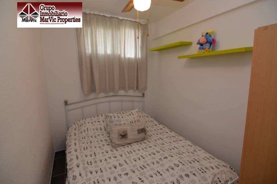 3 soveværelse Lejlighed til salg i Benidorm med swimmingpool - € 155.000 (Ref: 8537426)