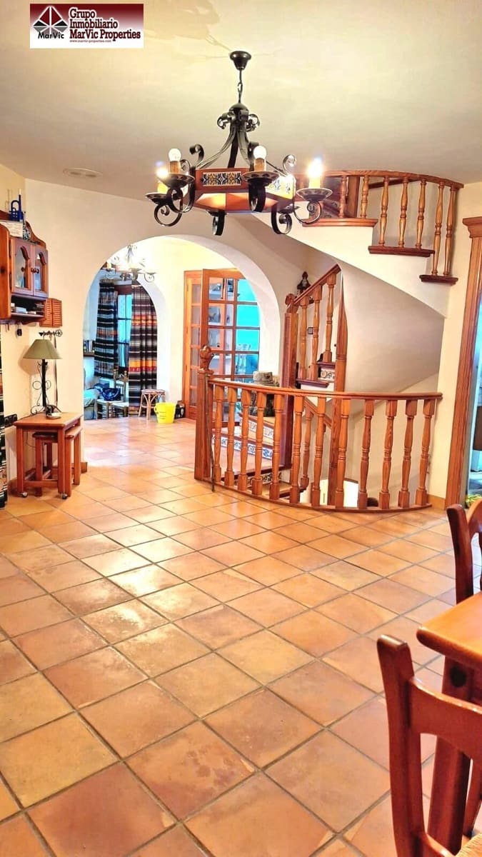 9 soverom Villa til salgs i Carricola - € 295 000 (Ref: 8537468)