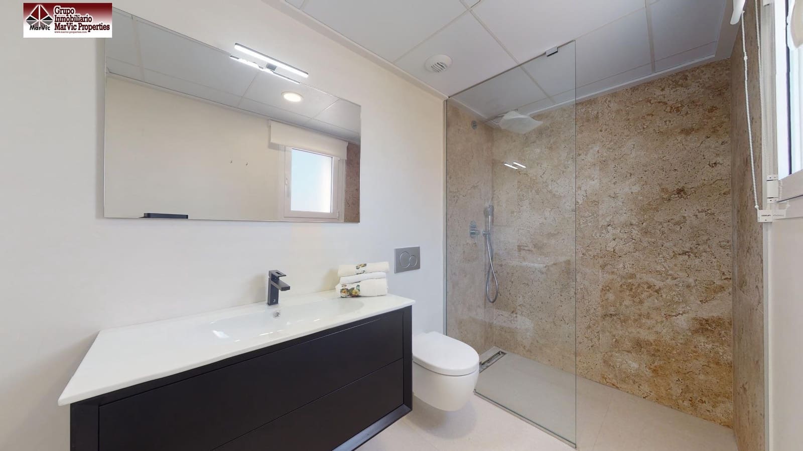 Chalet de 3 habitaciones en Muchamiel / Mutxamel en venta con piscina - 490.000 € (Ref: 8537474)