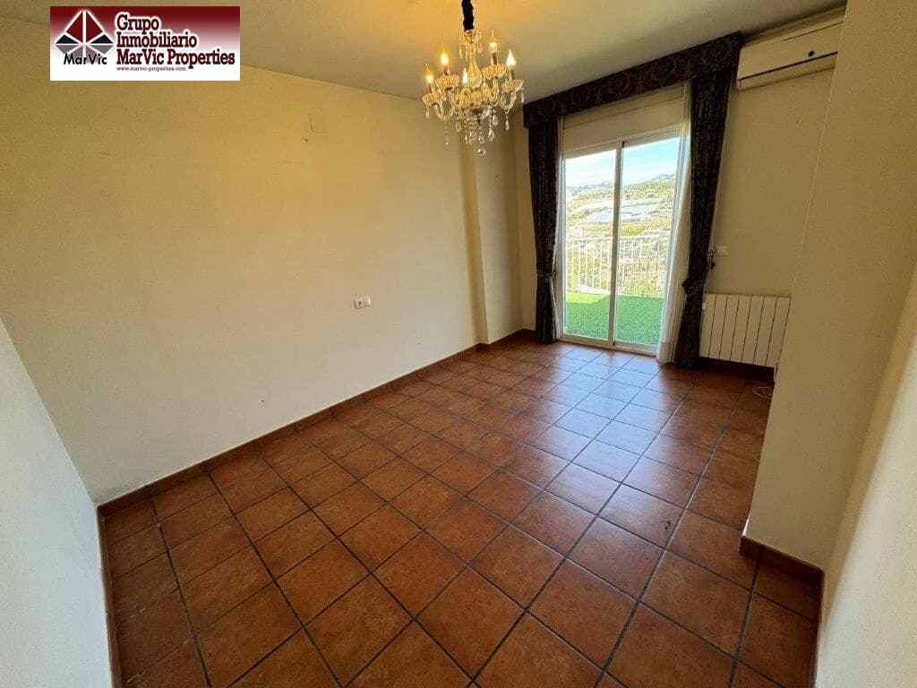 4 bedroom Villa for sale in Callosa d'En Sarria with pool - € 675,000 (Ref: 8537476)