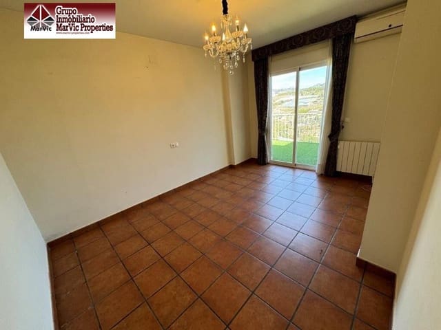 4 bedroom Villa for sale in Callosa d'En Sarrià with pool - € 675,000 (Ref: 8537476)