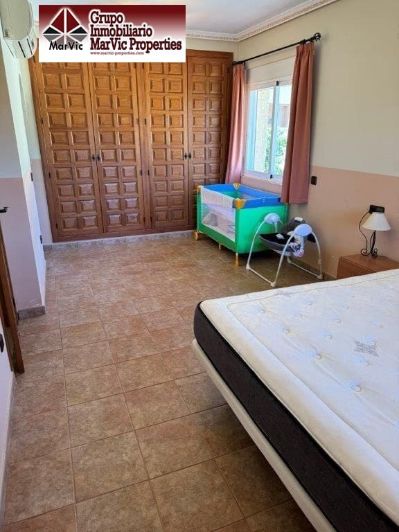 4 soveværelse Villa til salg i Callosa d'En Sarria med swimmingpool - € 418.000 (Ref: 8537477)