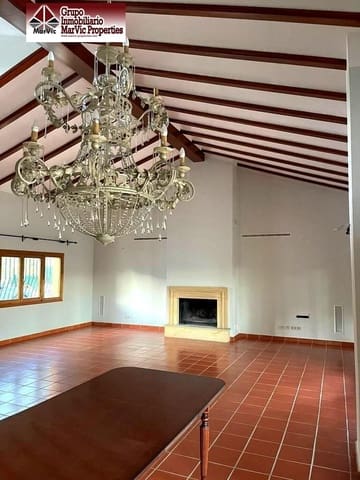 3 soveværelse Villa til salg i Marchuquera, Gandia med swimmingpool - € 790.000 (Ref: 8537479)