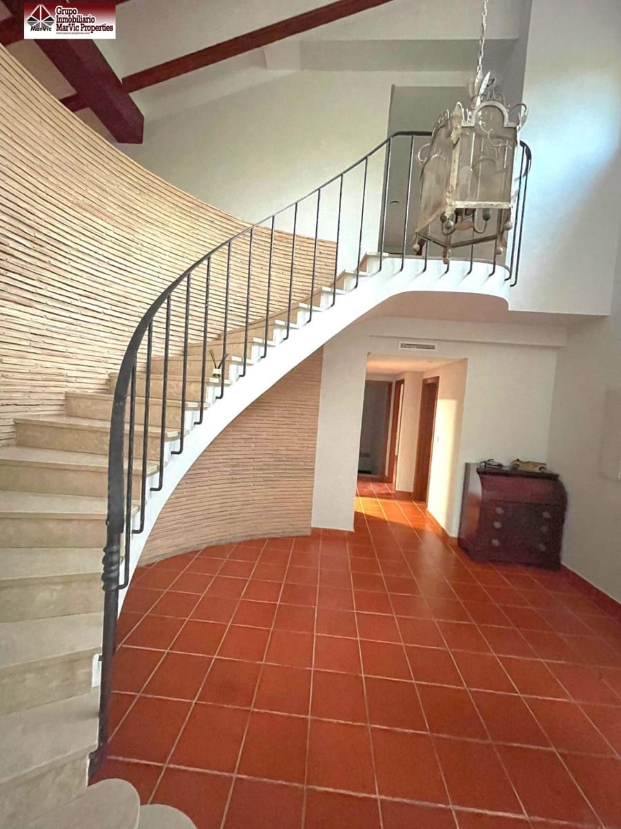 3 soveværelse Villa til salg i Marchuquera med swimmingpool - € 790.000 (Ref: 8537479)