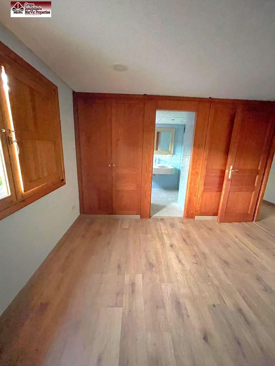 3 soveværelse Villa til salg i Marchuquera med swimmingpool - € 790.000 (Ref: 8537479)