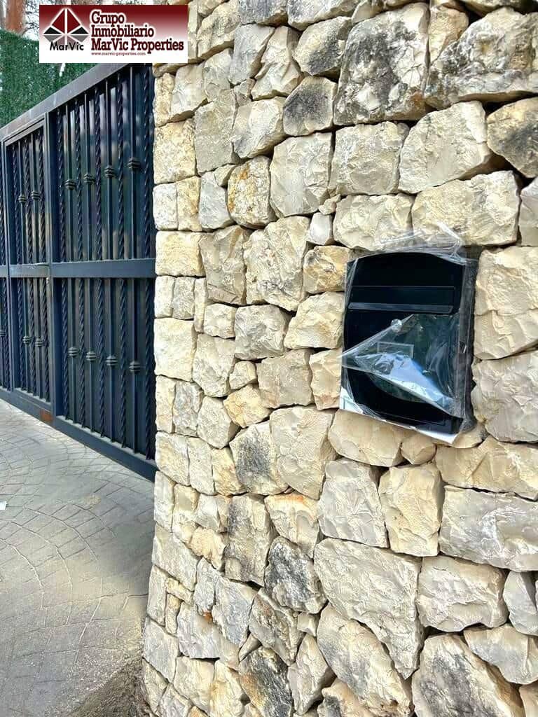 3 soveværelse Villa til salg i Marchuquera med swimmingpool - € 790.000 (Ref: 8537479)