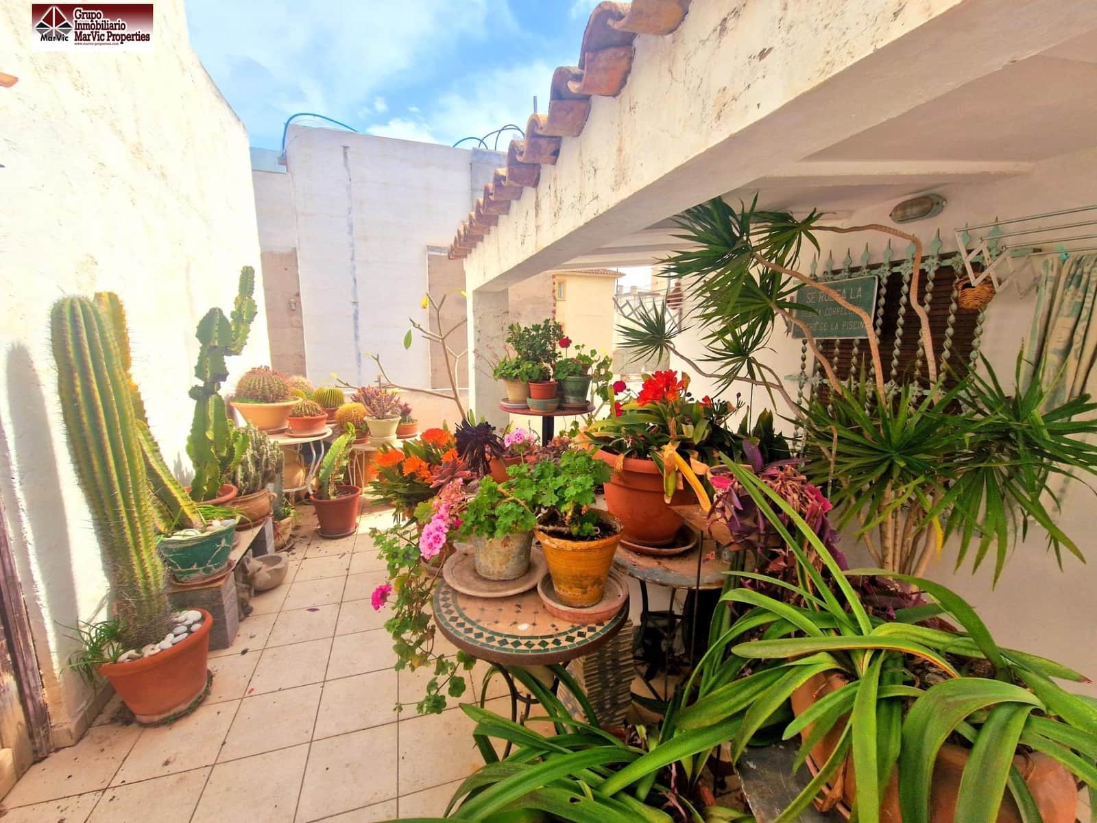 4 quarto Casa em Banda para venda em Benidorm - 549 000 € (Ref: 8537486)