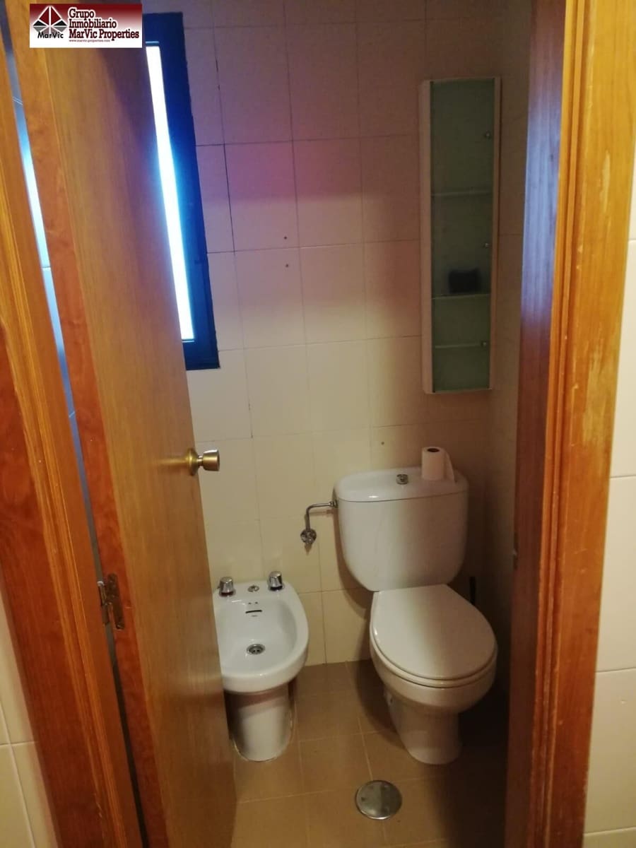 1 soveværelse Lejlighed til salg i Benidorm med swimmingpool - € 138.000 (Ref: 8537494)