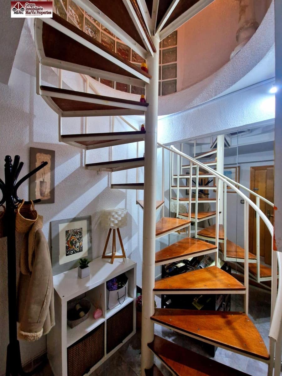 3 makuuhuone Kattohuoneisto myytävänä paikassa Benidorm - 420 000 € (Ref: 8537499)