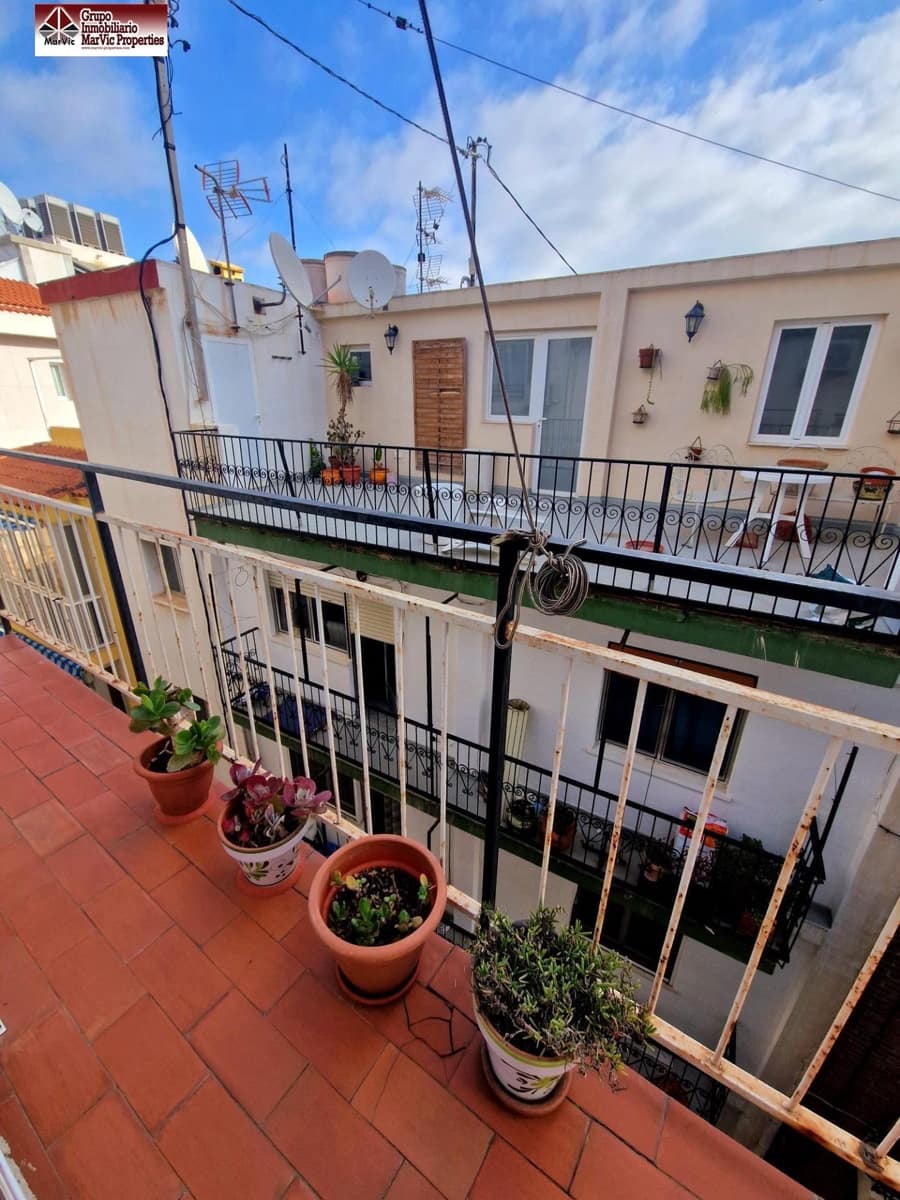 3 makuuhuone Kattohuoneisto myytävänä paikassa Benidorm - 420 000 € (Ref: 8537499)