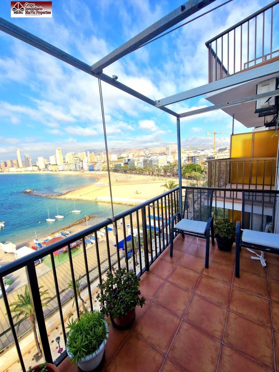 3 makuuhuone Kattohuoneisto myytävänä paikassa Benidorm - 420 000 € (Ref: 8537499)