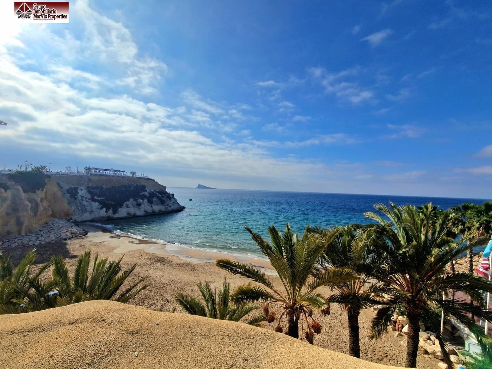 3 makuuhuone Kattohuoneisto myytävänä paikassa Benidorm - 420 000 € (Ref: 8537499)