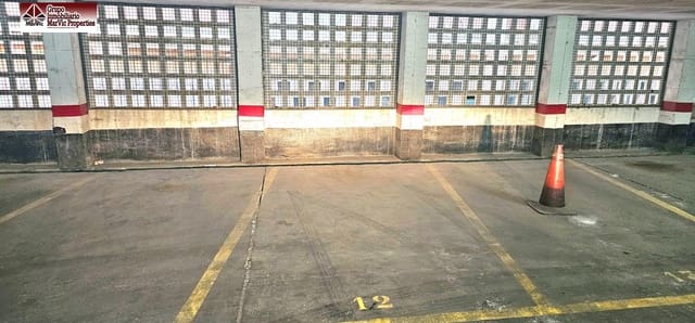 Garage for sale in Levante, Benidorm - € 22,000 (Ref: 8537501)