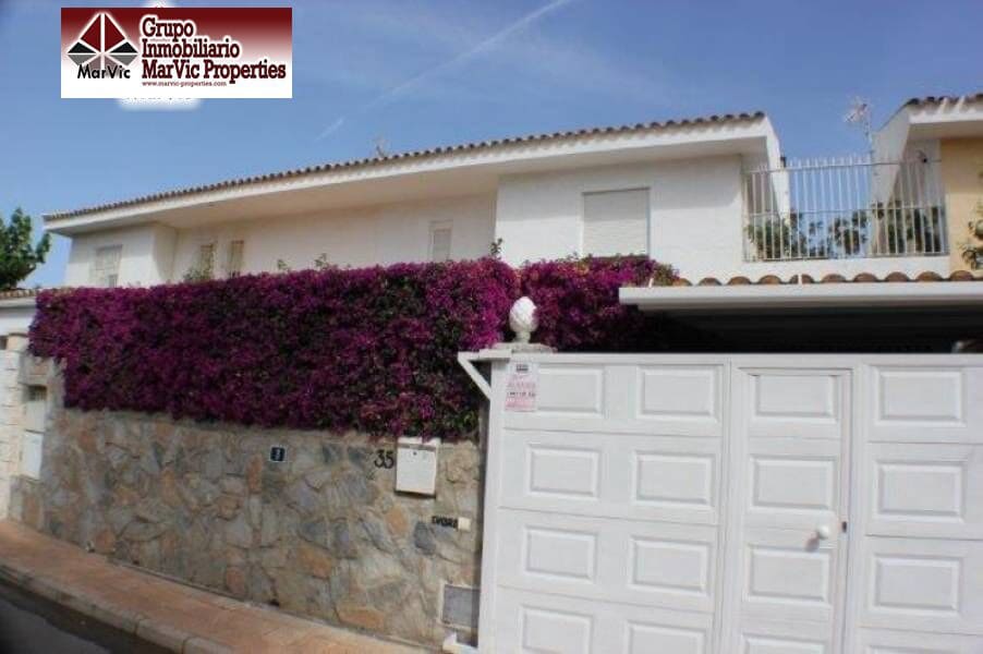 4 soverom Villa til salgs i Barranco Hondo med svømmebasseng garasje - € 395 000 (Ref: 8537506)