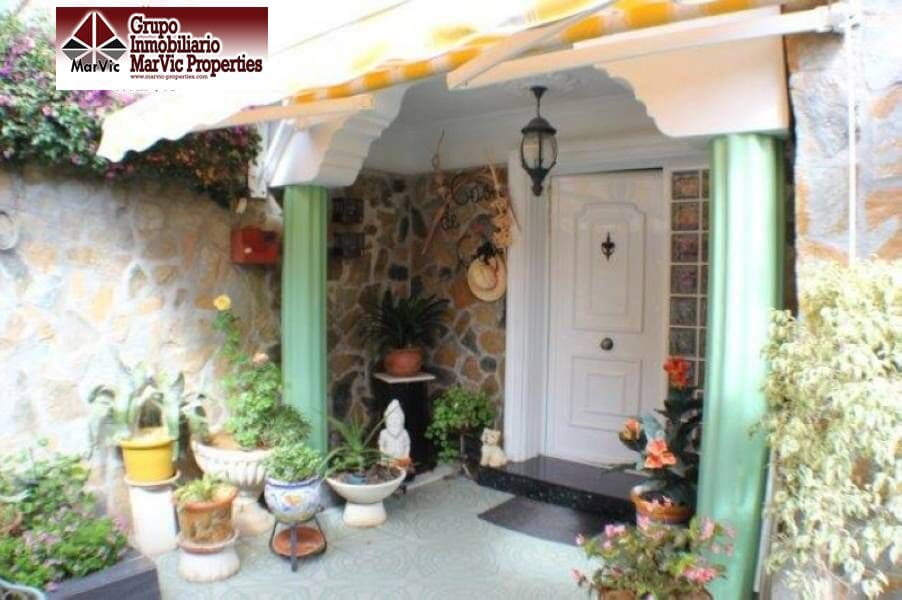 4 soverom Villa til salgs i Barranco Hondo med svømmebasseng garasje - € 395 000 (Ref: 8537506)