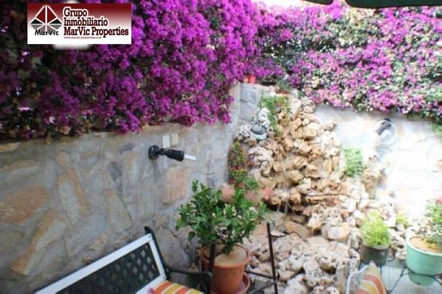 Chalet de 4 habitaciones en Barranco Hondo, La Nucia en venta con piscina garaje - 395.000 € (Ref: 8537506)