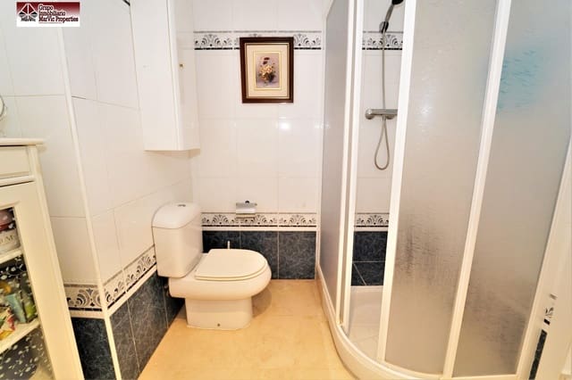 2 makuuhuone Asunto myytävänä paikassa Benidorm mukana uima-altaan - 395 000 € (Ref: 8537507)