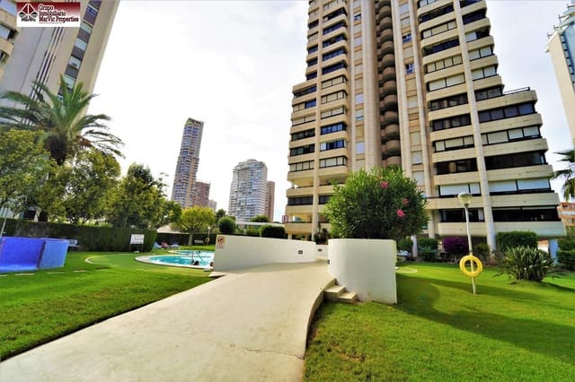 2 makuuhuone Asunto myytävänä paikassa Benidorm mukana uima-altaan - 395 000 € (Ref: 8537507)