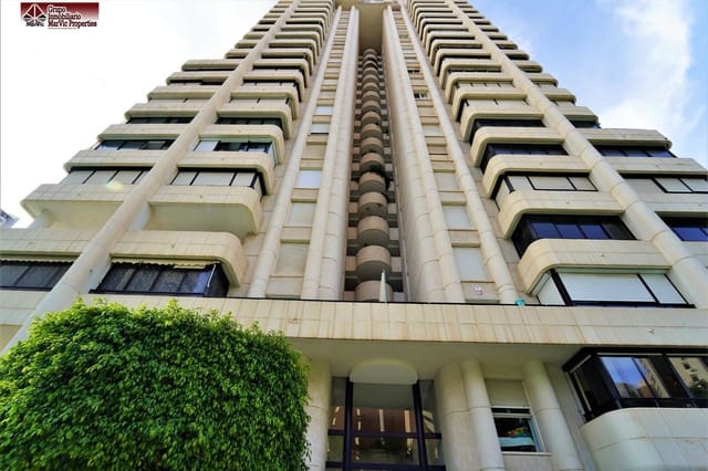 2 makuuhuone Asunto myytävänä paikassa Benidorm mukana uima-altaan - 395 000 € (Ref: 8537507)