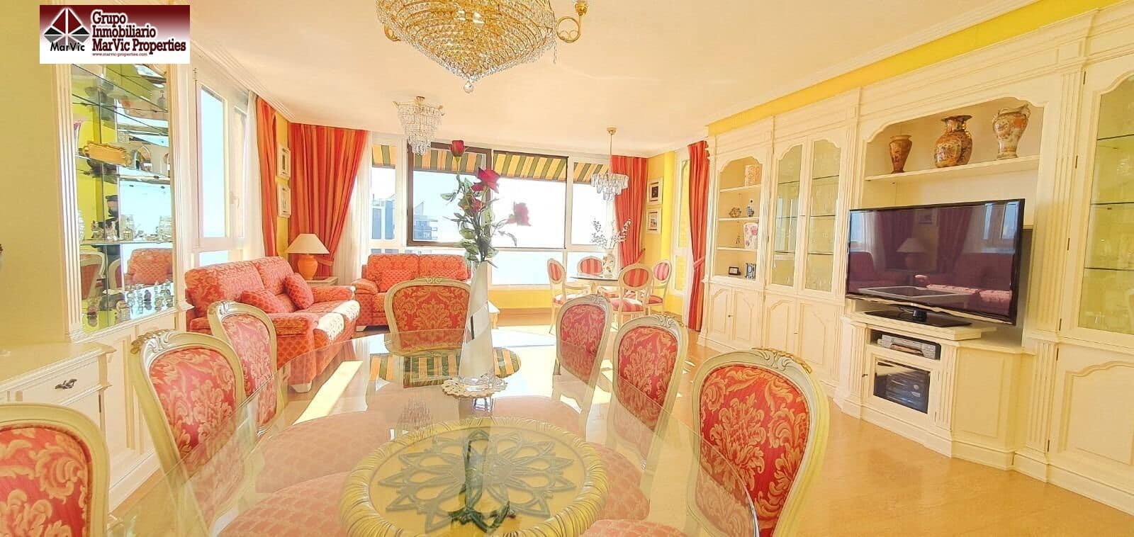 4 chambre Appartement à vendre à Benidorm avec piscine - 685 000 € (Ref: 8537508)