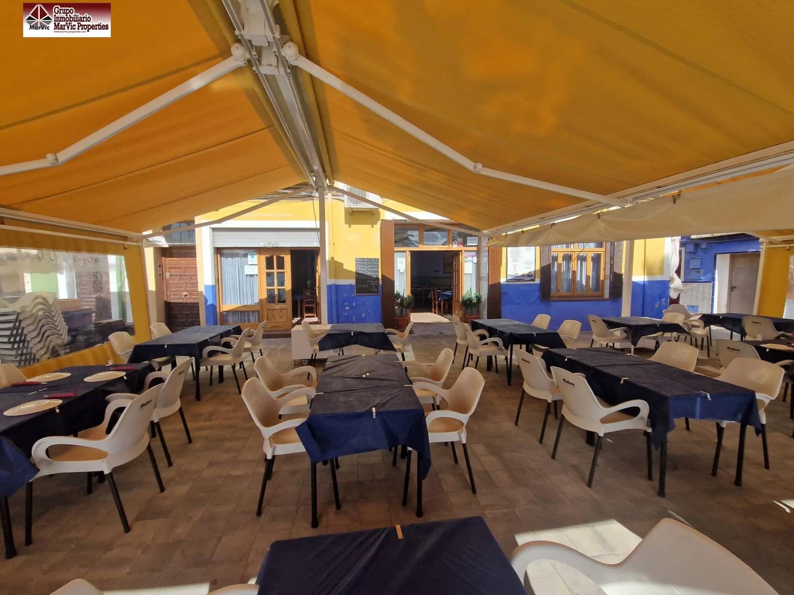 Kommersiell til salgs i La Villajoyosa / Vila Joiosa - € 1 000 000 (Ref: 8537512)