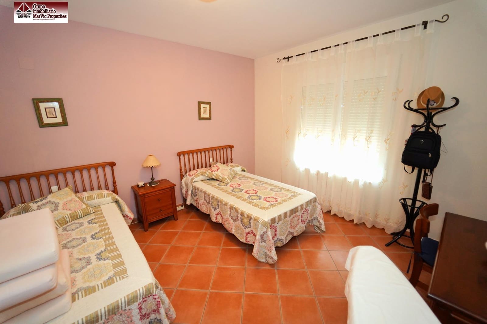 4 bedroom Villa for sale in Finestrat with garage - € 489,000 (Ref: 8537513)