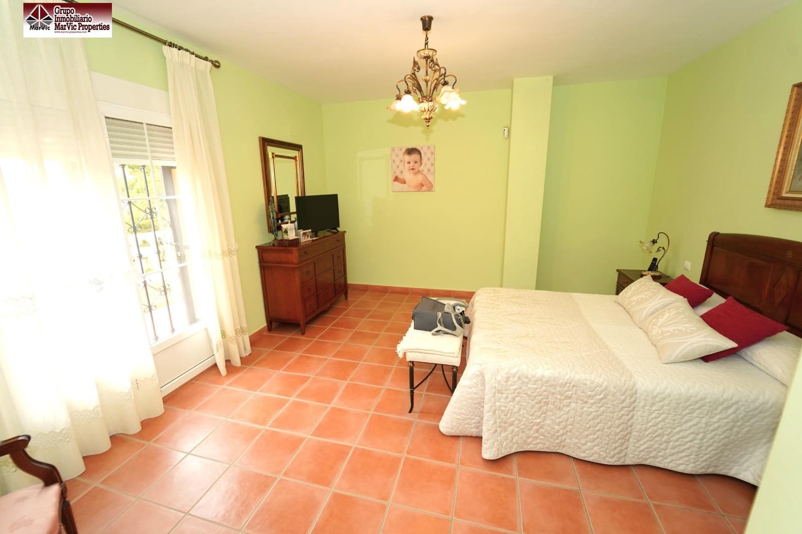 4 bedroom Villa for sale in Finestrat with garage - € 489,000 (Ref: 8537513)