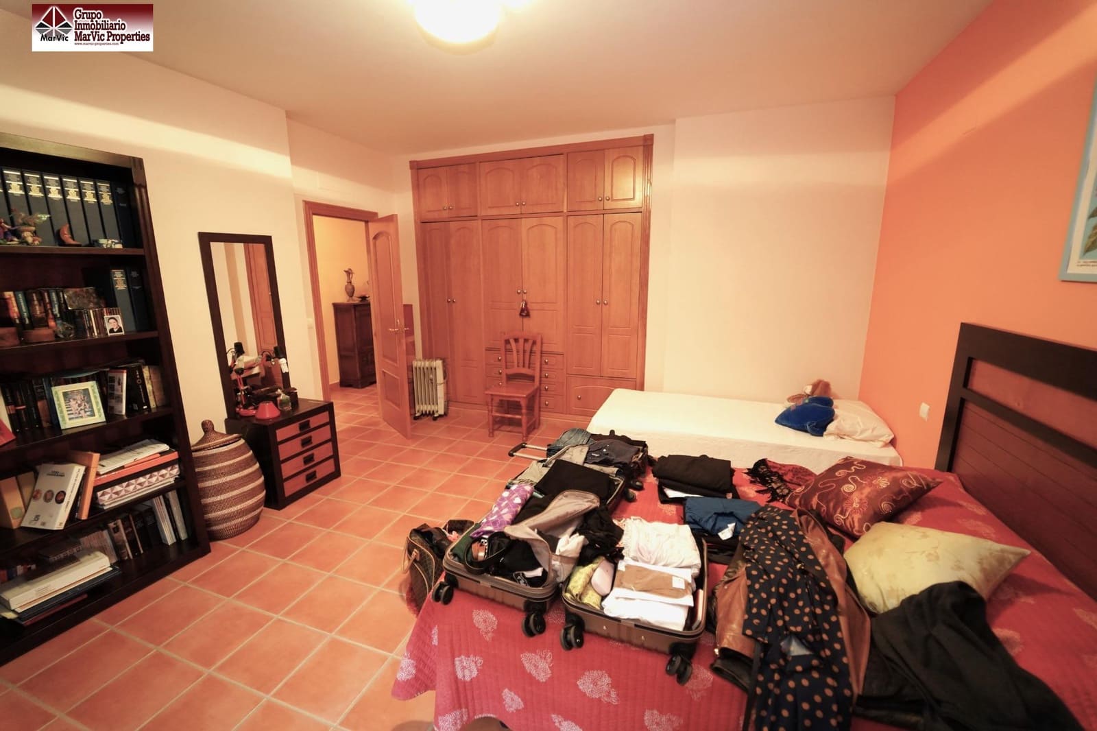 4 bedroom Villa for sale in Finestrat with garage - € 489,000 (Ref: 8537513)