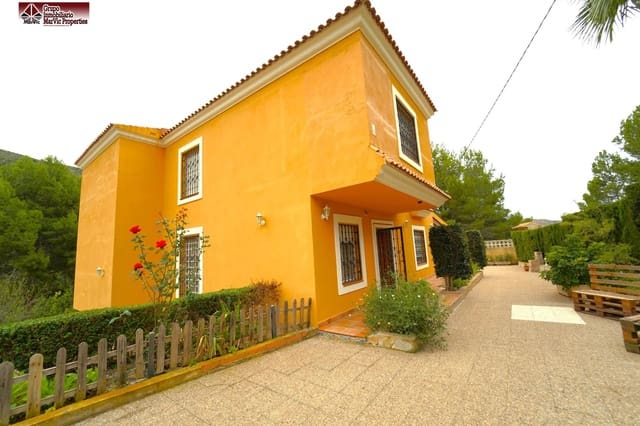 4 bedroom Villa for sale in Finestrat with garage - € 489,000 (Ref: 8537513)