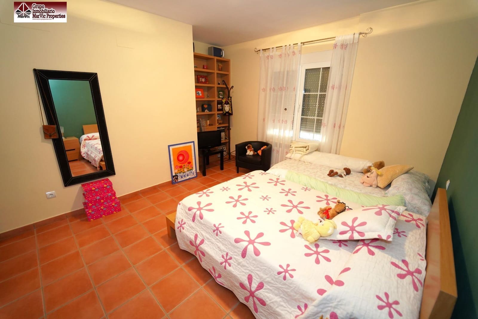 4 bedroom Villa for sale in Finestrat with garage - € 489,000 (Ref: 8537513)