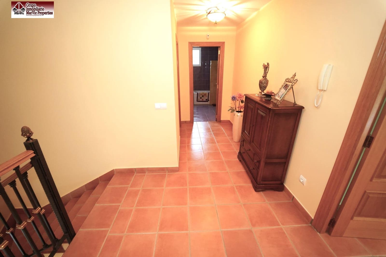 4 bedroom Villa for sale in Finestrat with garage - € 489,000 (Ref: 8537513)