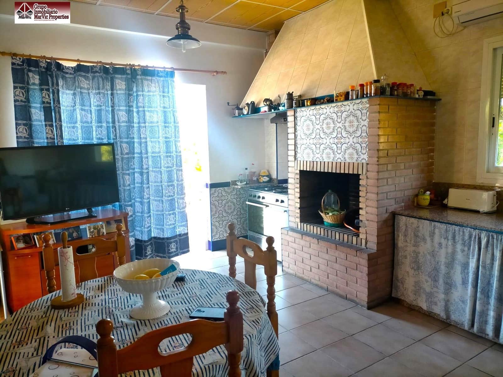 2 bedroom Villa for sale in Benidorm - € 389,000 (Ref: 8537516)