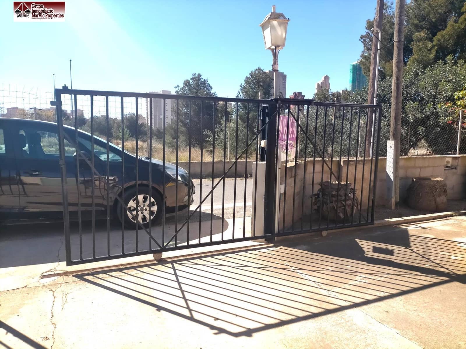 2 bedroom Villa for sale in Benidorm - € 389,000 (Ref: 8537516)