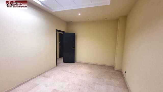 2 slaapkamer Kantoor te huur in Benidorm - € 1.400 (Ref: 8537519)