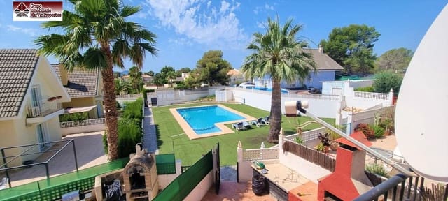 4 bedroom Bungalow for sale in La Nucia with pool - € 315,000 (Ref: 8537527)