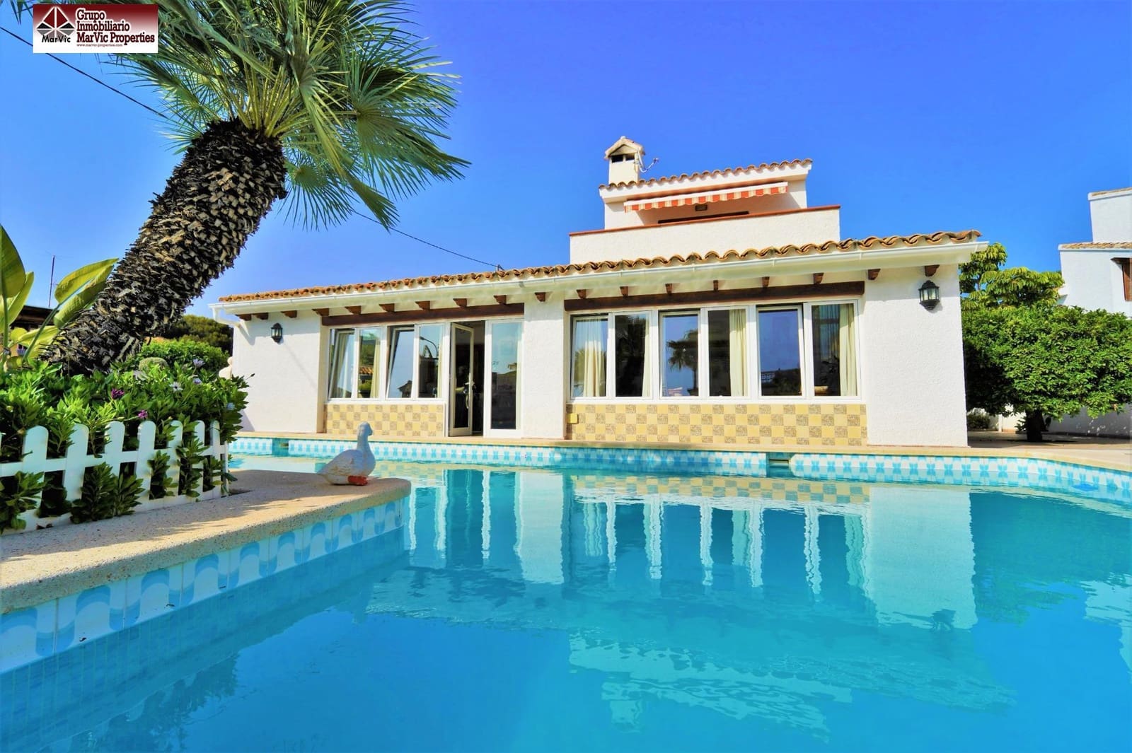 7 bedroom Villa for sale in Benidorm with pool garage - € 875,000 (Ref: 8537530)