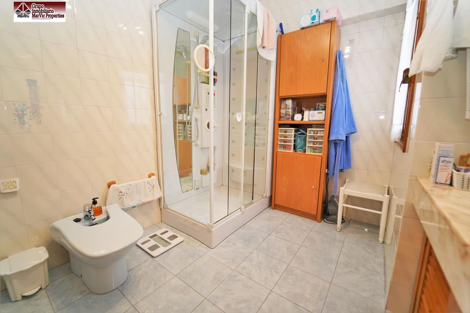 7 bedroom Villa for sale in Benidorm with pool garage - € 875,000 (Ref: 8537530)