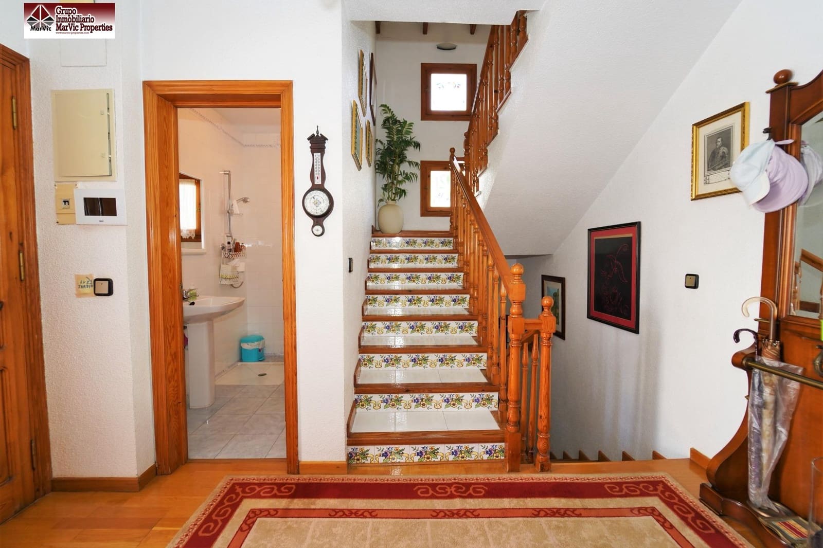 7 bedroom Villa for sale in Benidorm with pool garage - € 875,000 (Ref: 8537530)