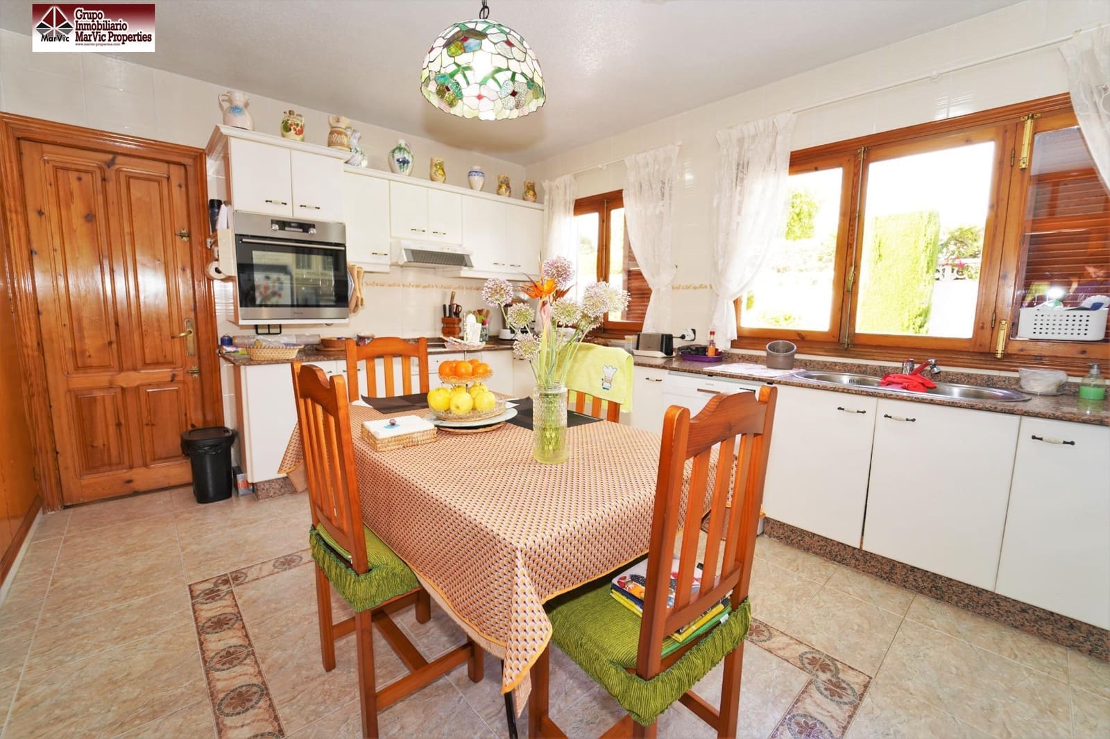 7 bedroom Villa for sale in Benidorm with pool garage - € 875,000 (Ref: 8537530)