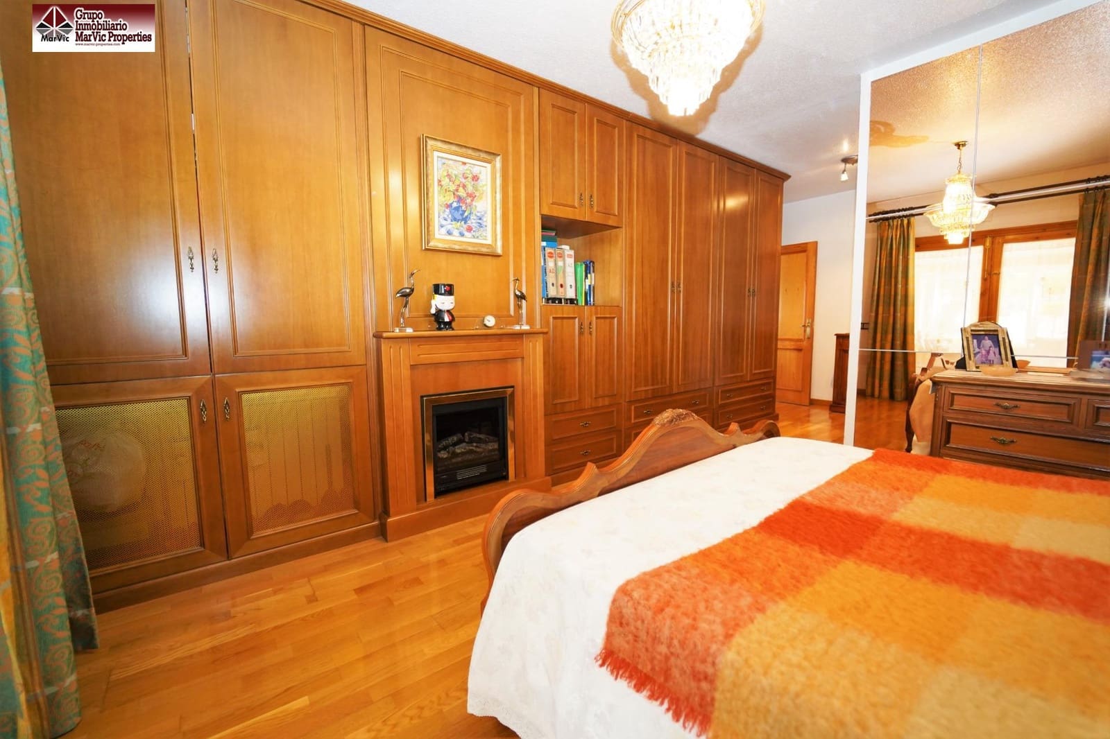 7 bedroom Villa for sale in Benidorm with pool garage - € 875,000 (Ref: 8537530)