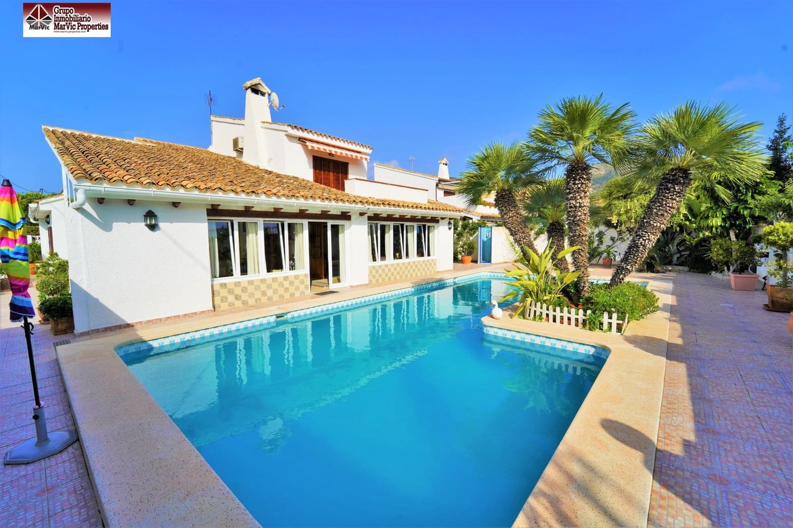7 bedroom Villa for sale in Benidorm with pool garage - € 875,000 (Ref: 8537530)