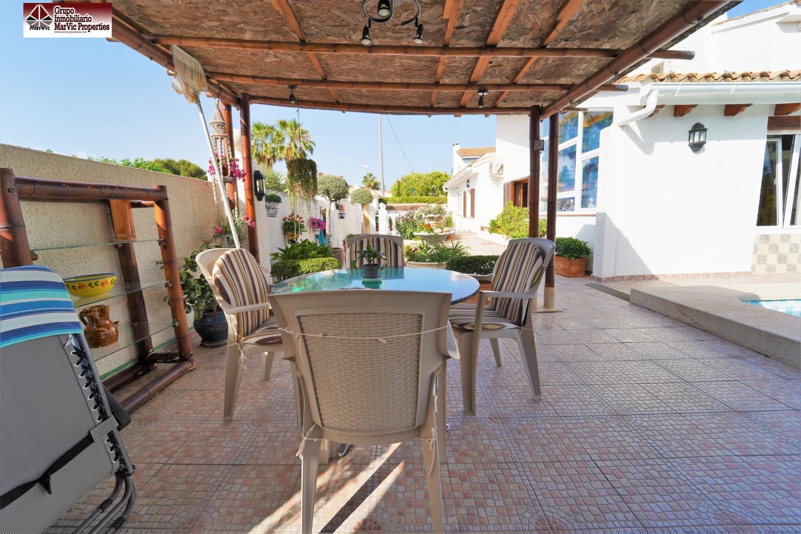 7 bedroom Villa for sale in Benidorm with pool garage - € 875,000 (Ref: 8537530)