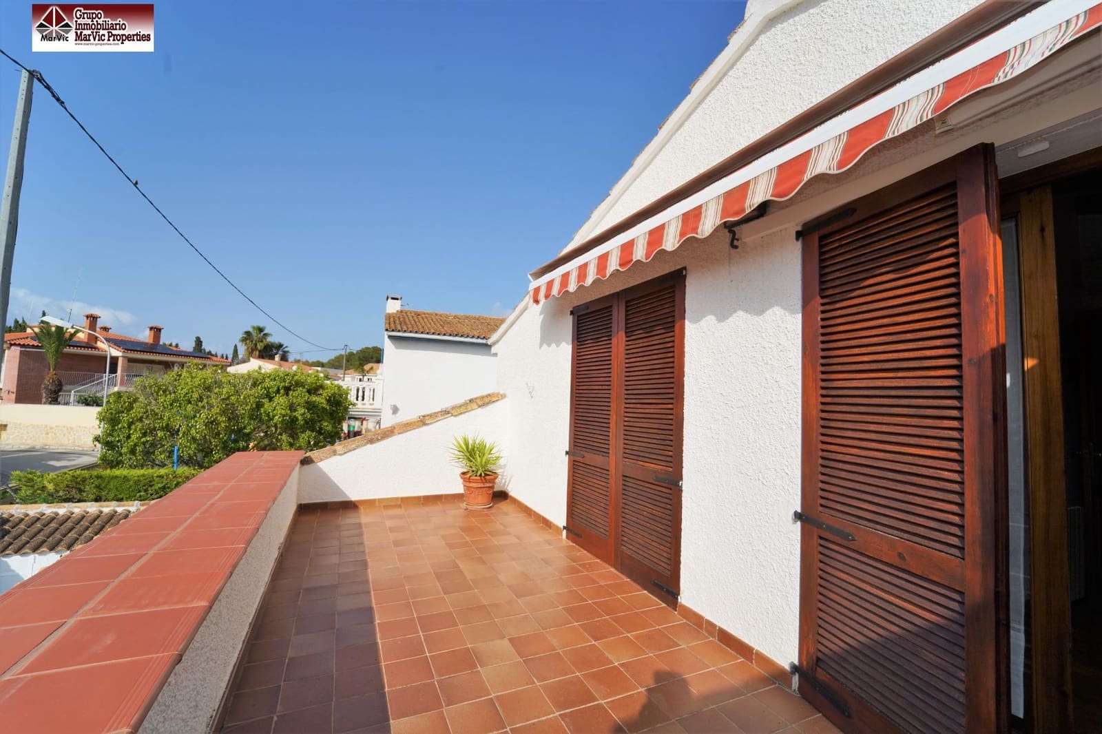 7 bedroom Villa for sale in Benidorm with pool garage - € 875,000 (Ref: 8537530)